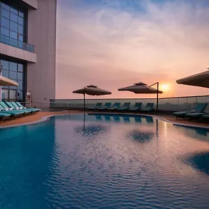 4* ホテル Millennium Place Barsha Heights