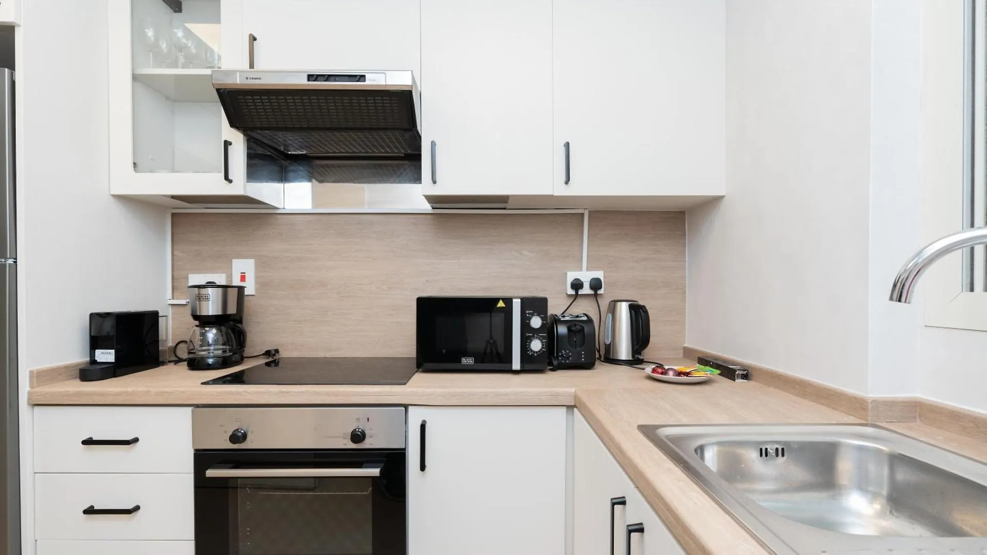 Stylish 1-Bedroom With Breathtaking Views At Dubai Marina Holiday home