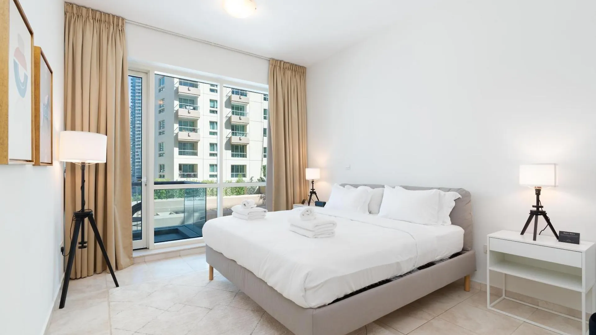 Holiday home Stylish 1-Bedroom With Breathtaking Views At Dubai Marina