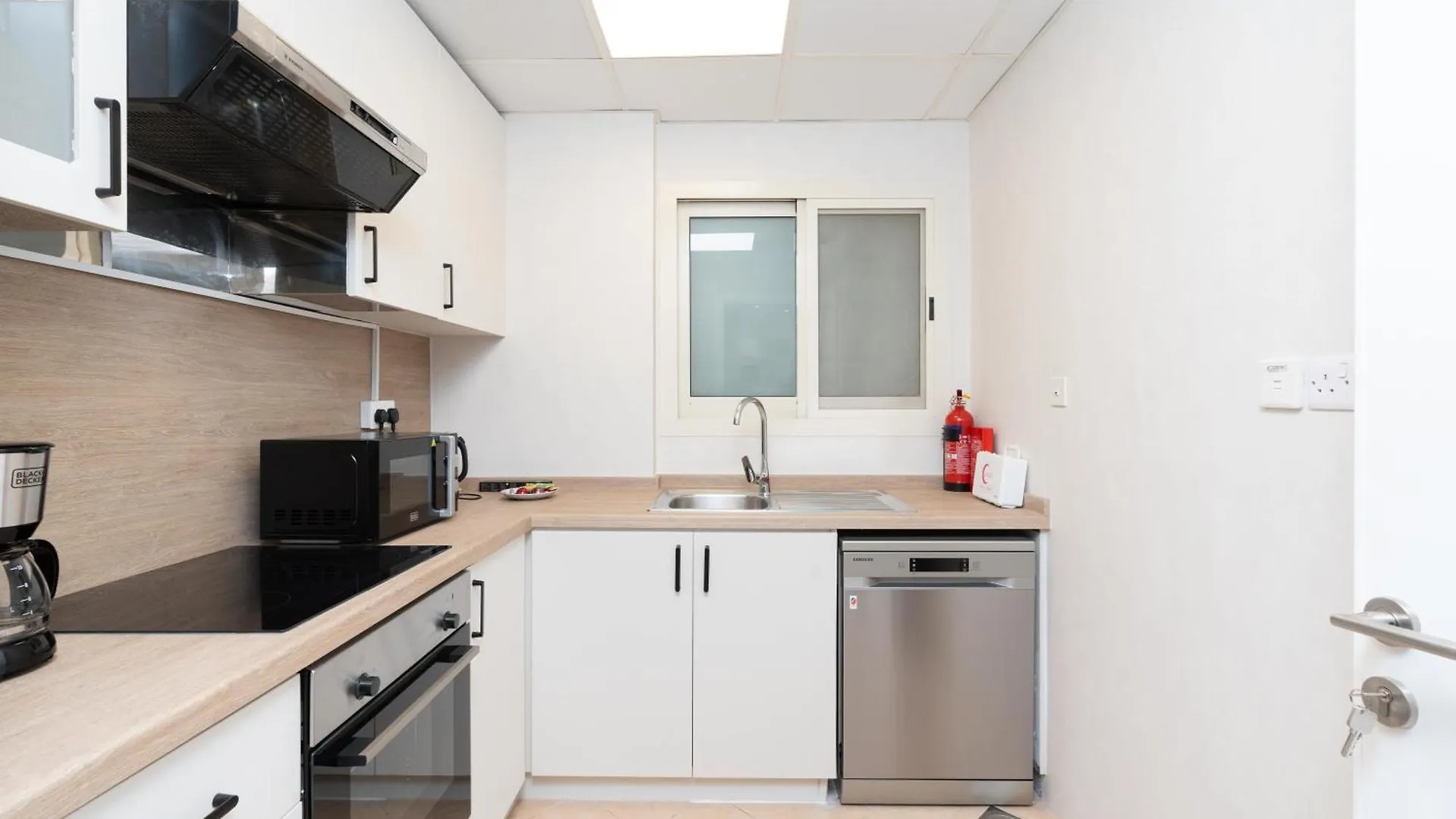 Stylish 1-Bedroom With Breathtaking Views At Dubai Marina