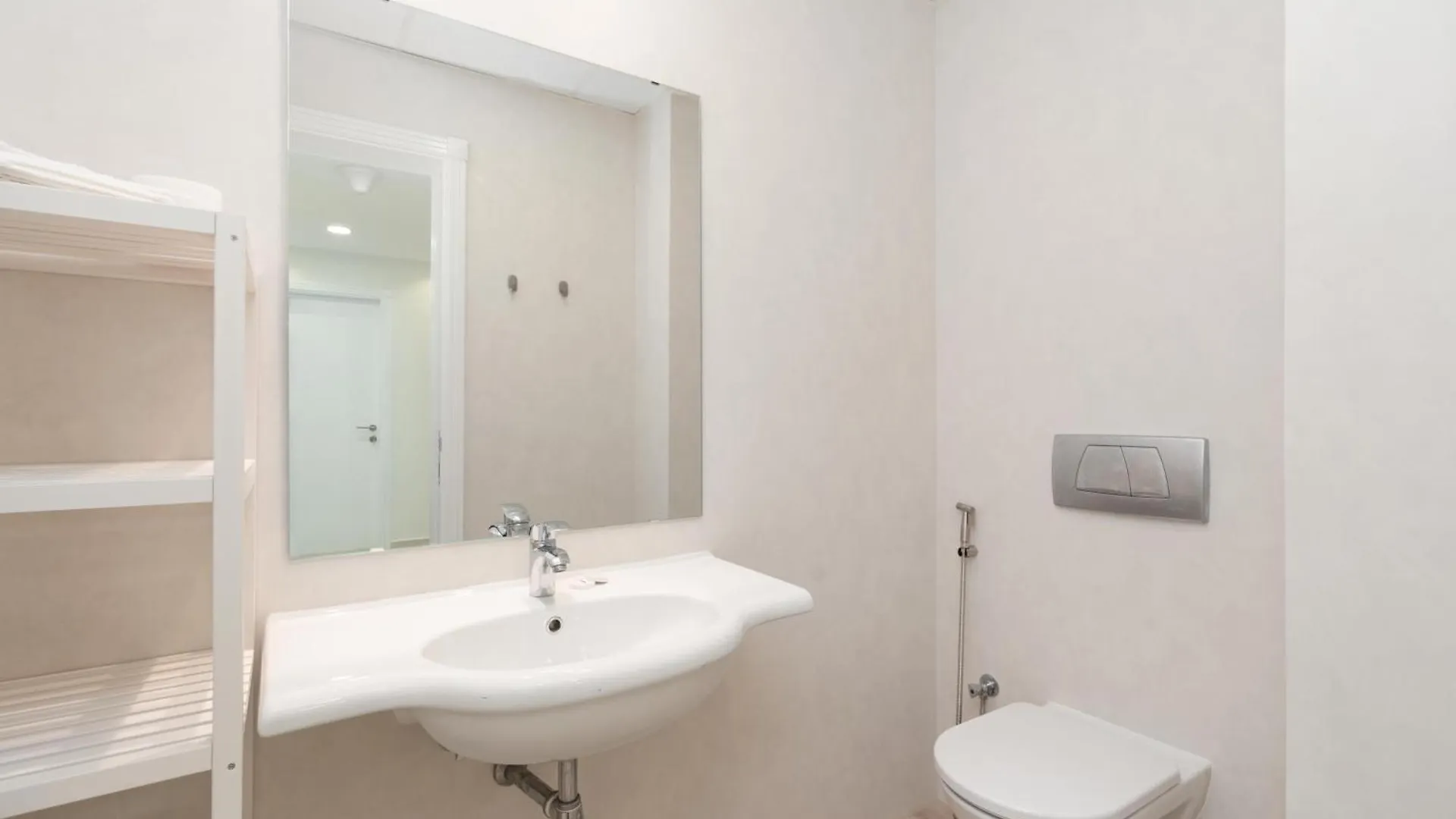 Stylish 1-Bedroom With Breathtaking Views At Dubai Marina